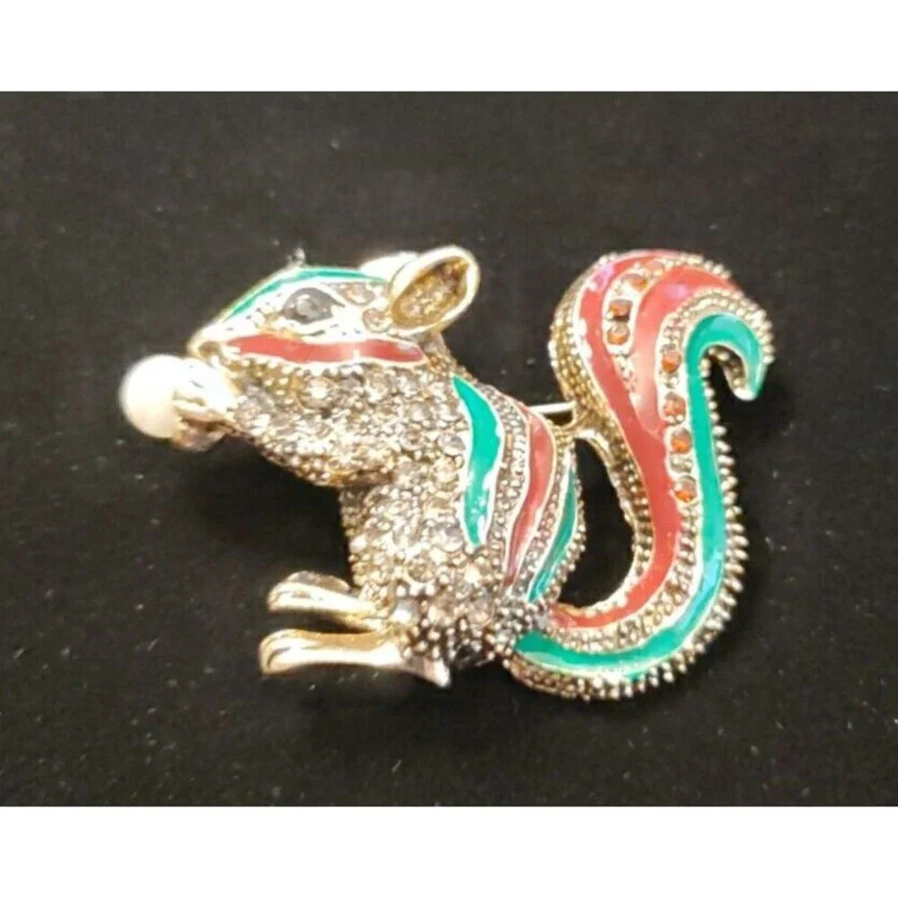 Rhinestone & Enamel Squirrel Brooch/Pendant 2